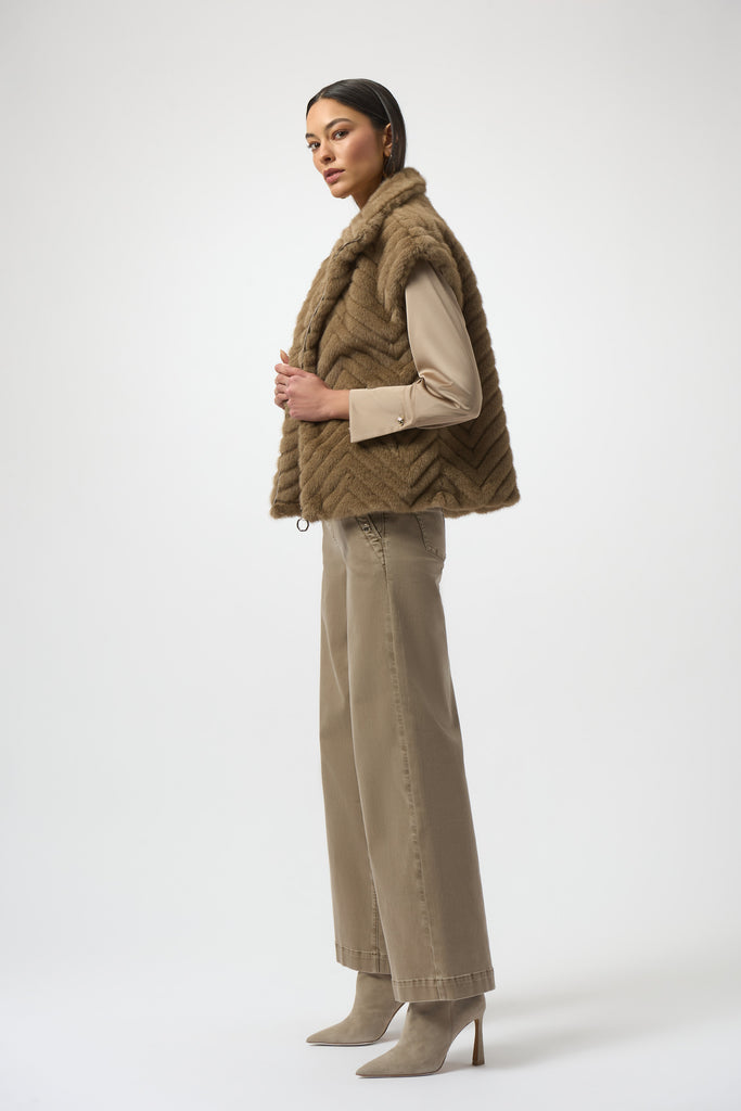 Chevron faux fur mock nk Vest