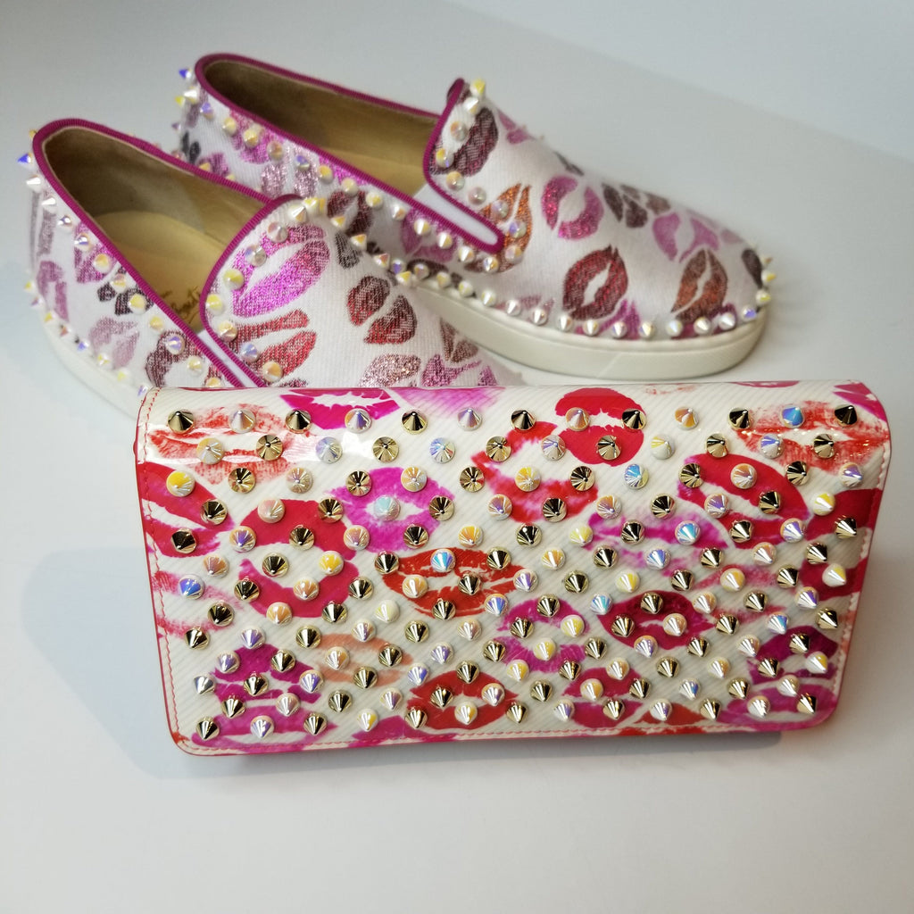 Louboutinwalletstudsandlipsatgeelorettaabq