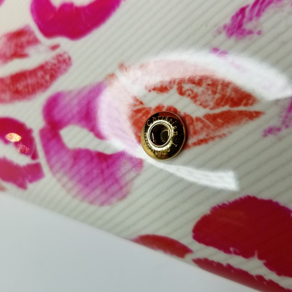 Louboutinwalletstudsandlipsatgeelorettaabq