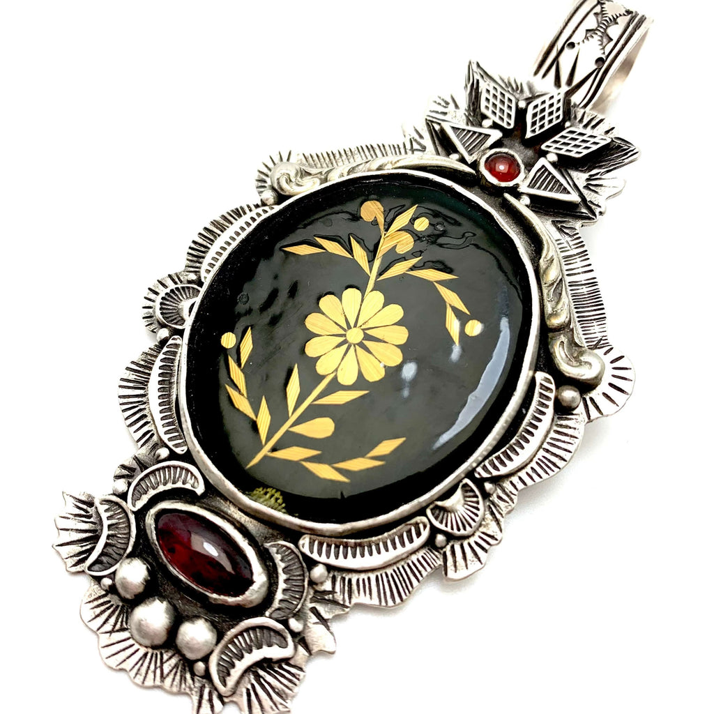 Sterling Silver Wood Straw Resin Garnet Cabachons With Open Hook Bale