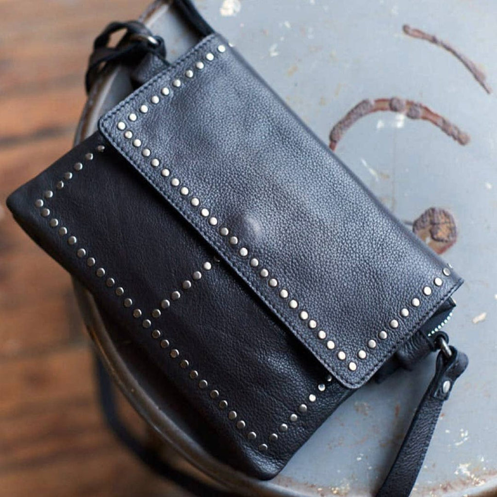 Crossbody Cleo